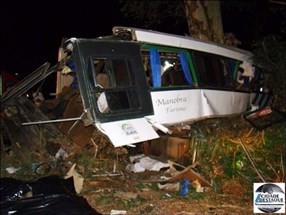 Dez pessoas morrem em acidente na BR-369, em Mamborê